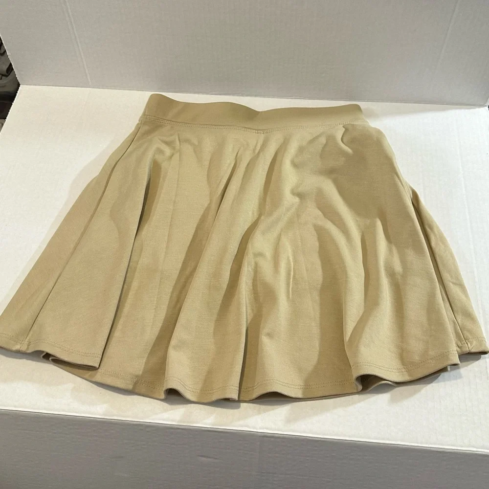 The Children’s Place Tan Skort Sz L 10/12